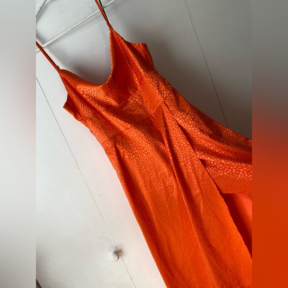 Lulus Fiercely Chic Coral Orange Satin Jacquard Print Cowl Midi Dress Medium - Picture 5 of 6